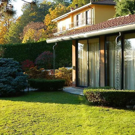 Giardino Delle Camelie Frühstückspension Bevera (Lombardia)